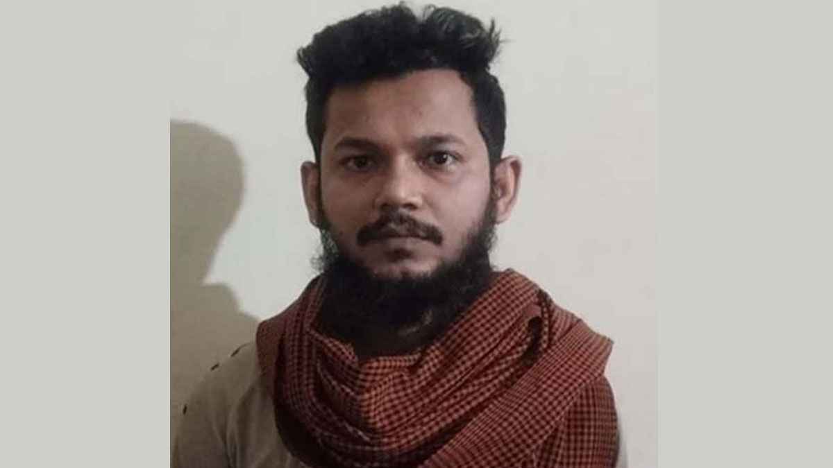 মাদকের টাকার জন্য মাকে হত্যার পর ছেলের আত্মসমর্পণ